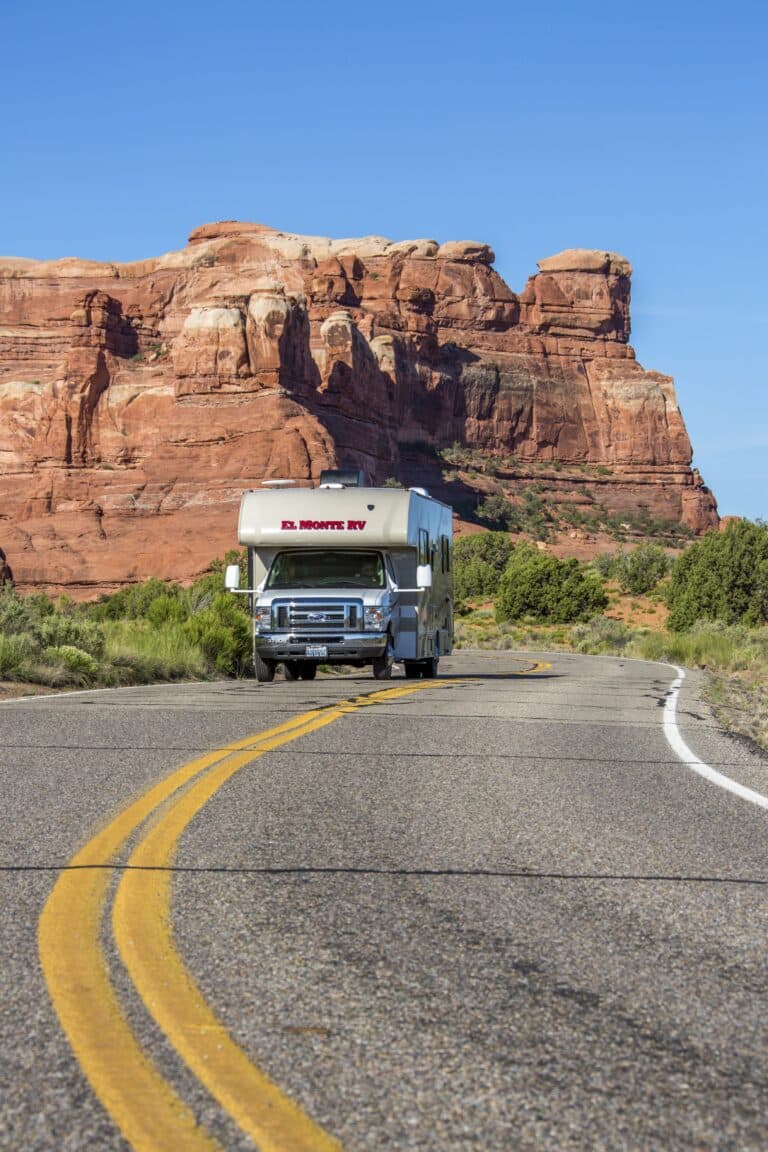 El Monte Wohnmobil - Fahrt durch den Canyon