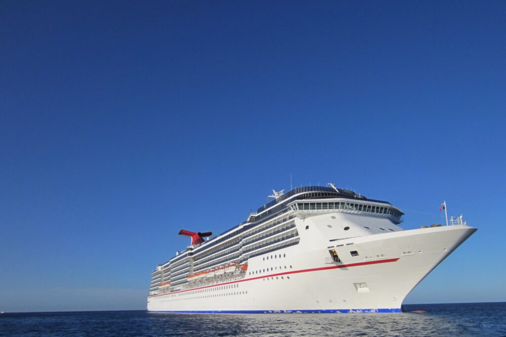 Kreuzfahrtschiff von Carnival Cruise Line auf See