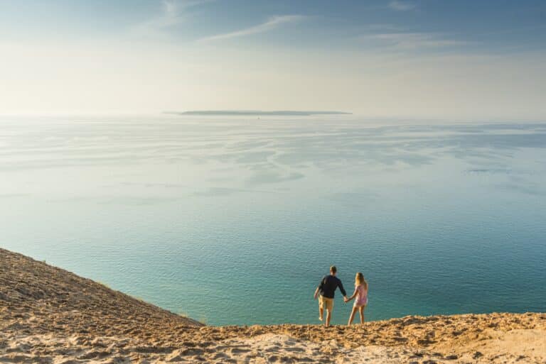 Pärchen an den Sleeping Bear Dunes