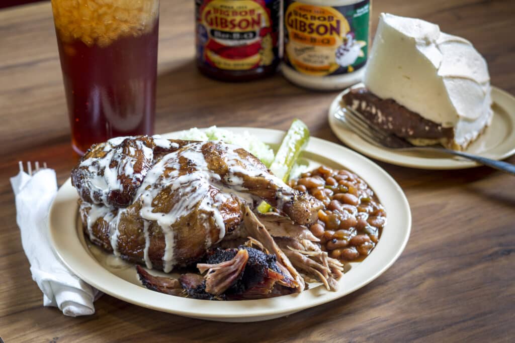 Big Bob Gibson’s ist bekannt für sein Barbecue und seine weiße Grillsauce