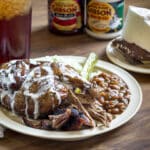 Big Bob Gibson’s ist bekannt für sein Barbecue und seine weiße Grillsauce