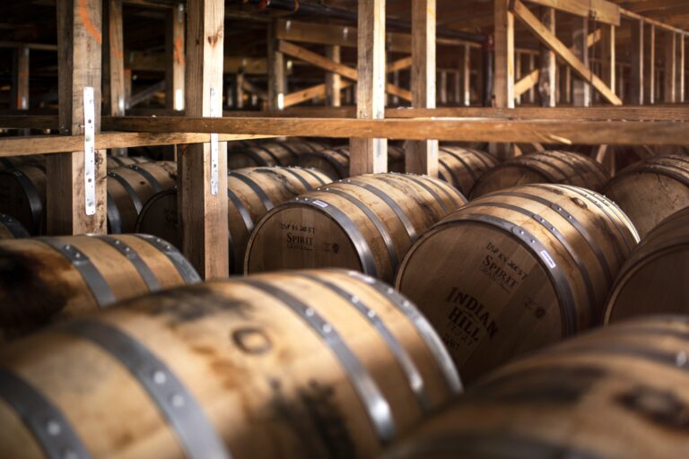 Fässer der Bardstown Bourbon Company