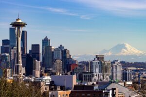 Seattle, WA | Skyline mit Space Needle und Mt. Rainier