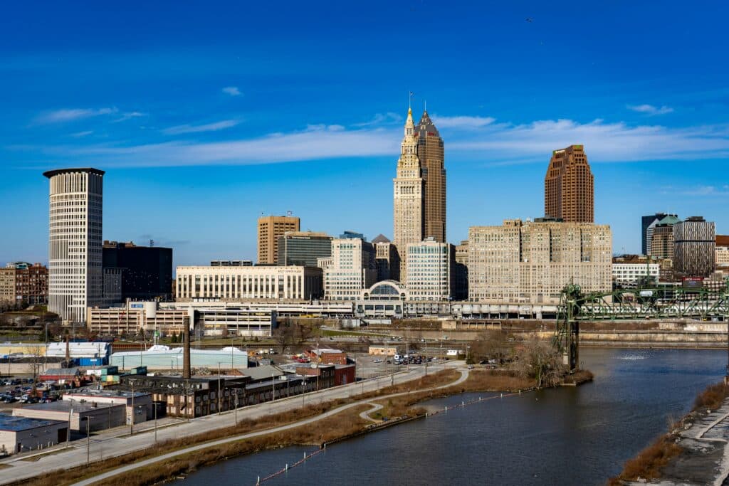Blick auf die Hope Memorial Bridge in Cleveland