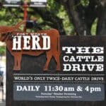 Fort Worth, TX | Herd & Cattle Drive Schild