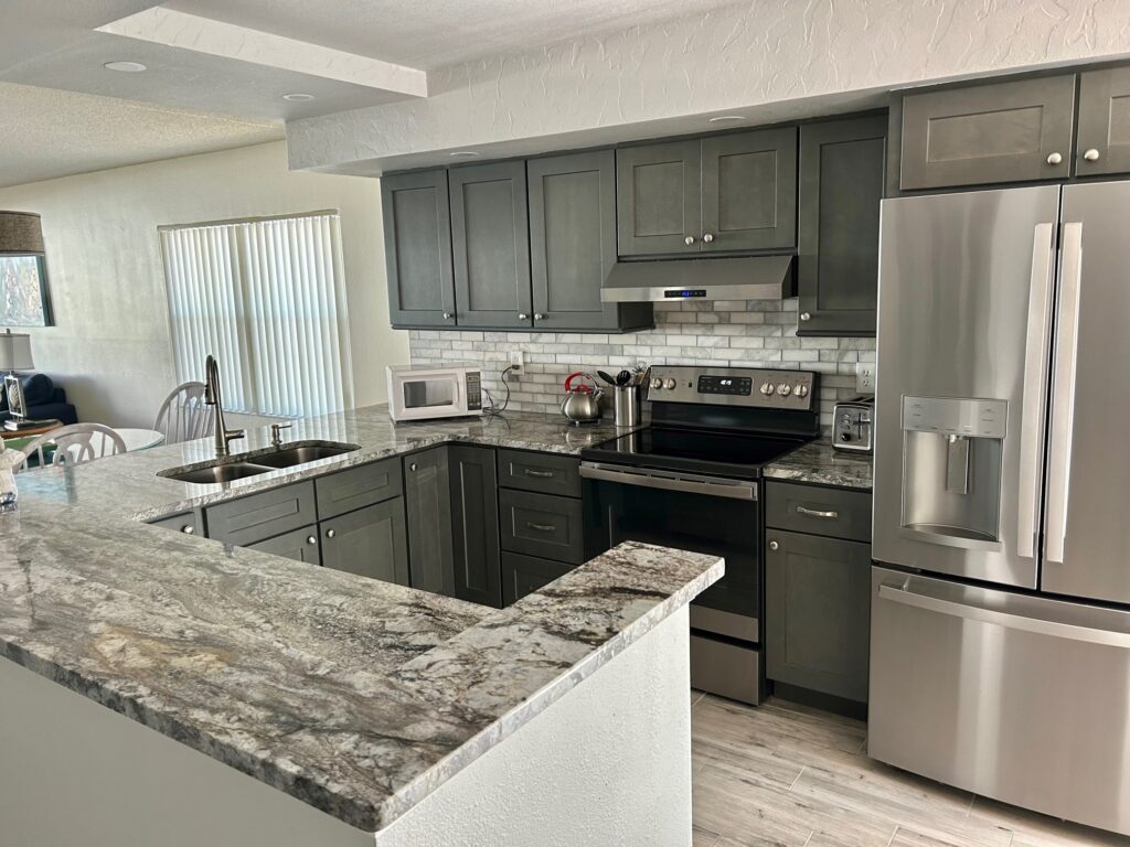 Shorewalk Vacation Villas - Küche Updated