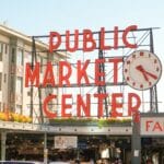 Schriftzug des Pike Place Market in Seattle