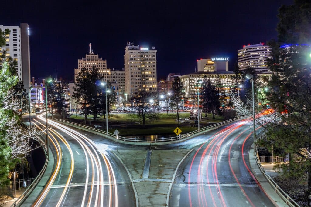 Blick auf die Stadt Spokane am Abend